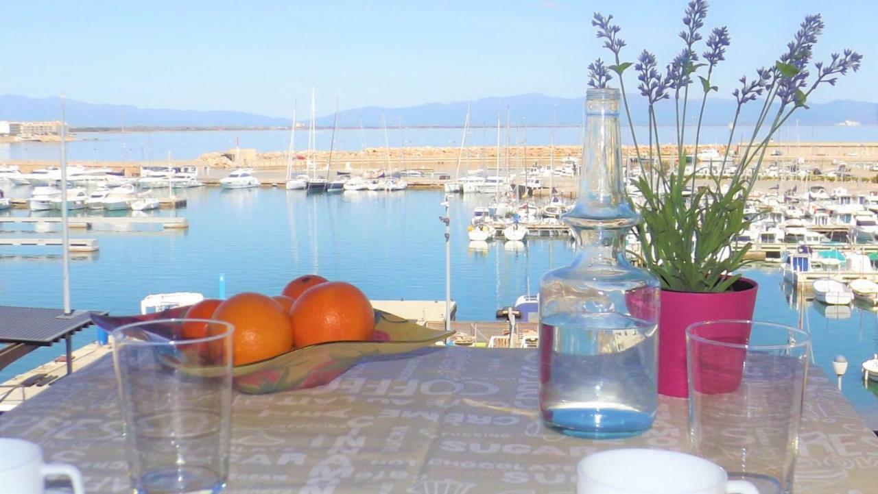 Apartament Vip Nautic L' Escala Bagian luar foto